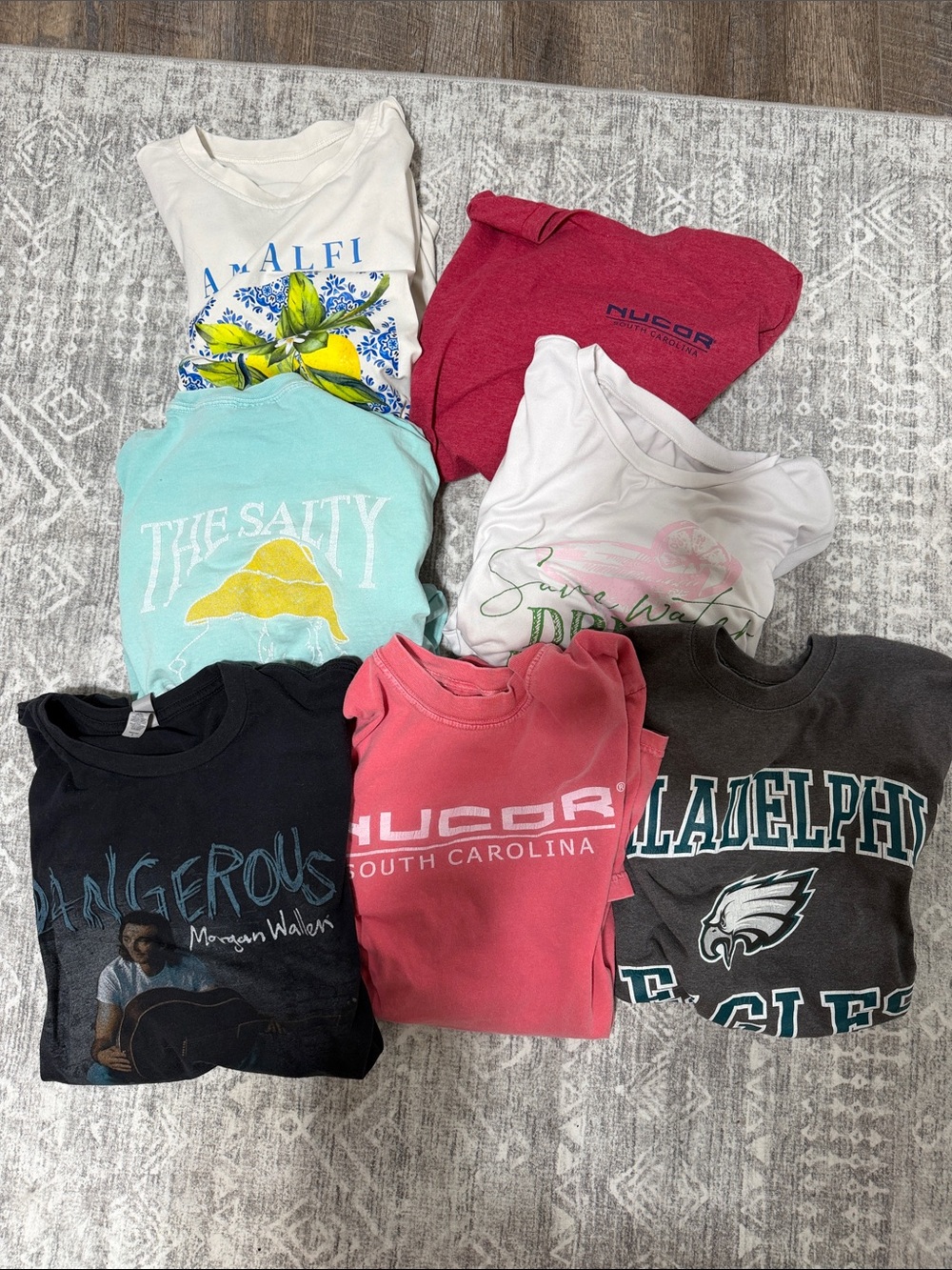 Bundle of women’s tops